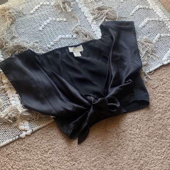 Victoria's Secret Tops - Vintage 100% silk VS tie top